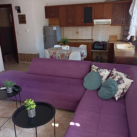 ניאה מיכאניונה Blue Moon Accommodation מראה חיצוני תמונה