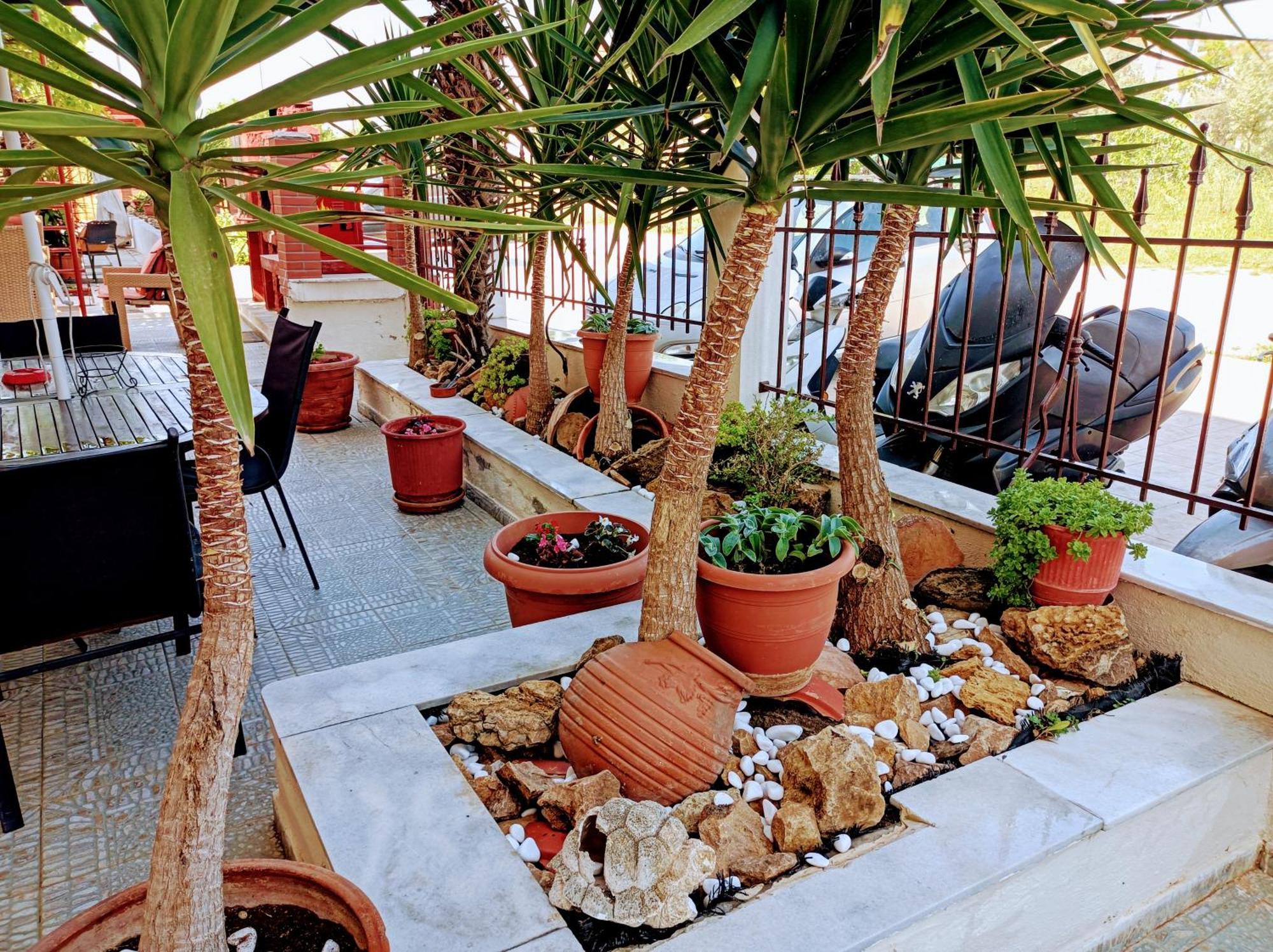 ניאה מיכאניונה Blue Moon Accommodation מראה חיצוני תמונה