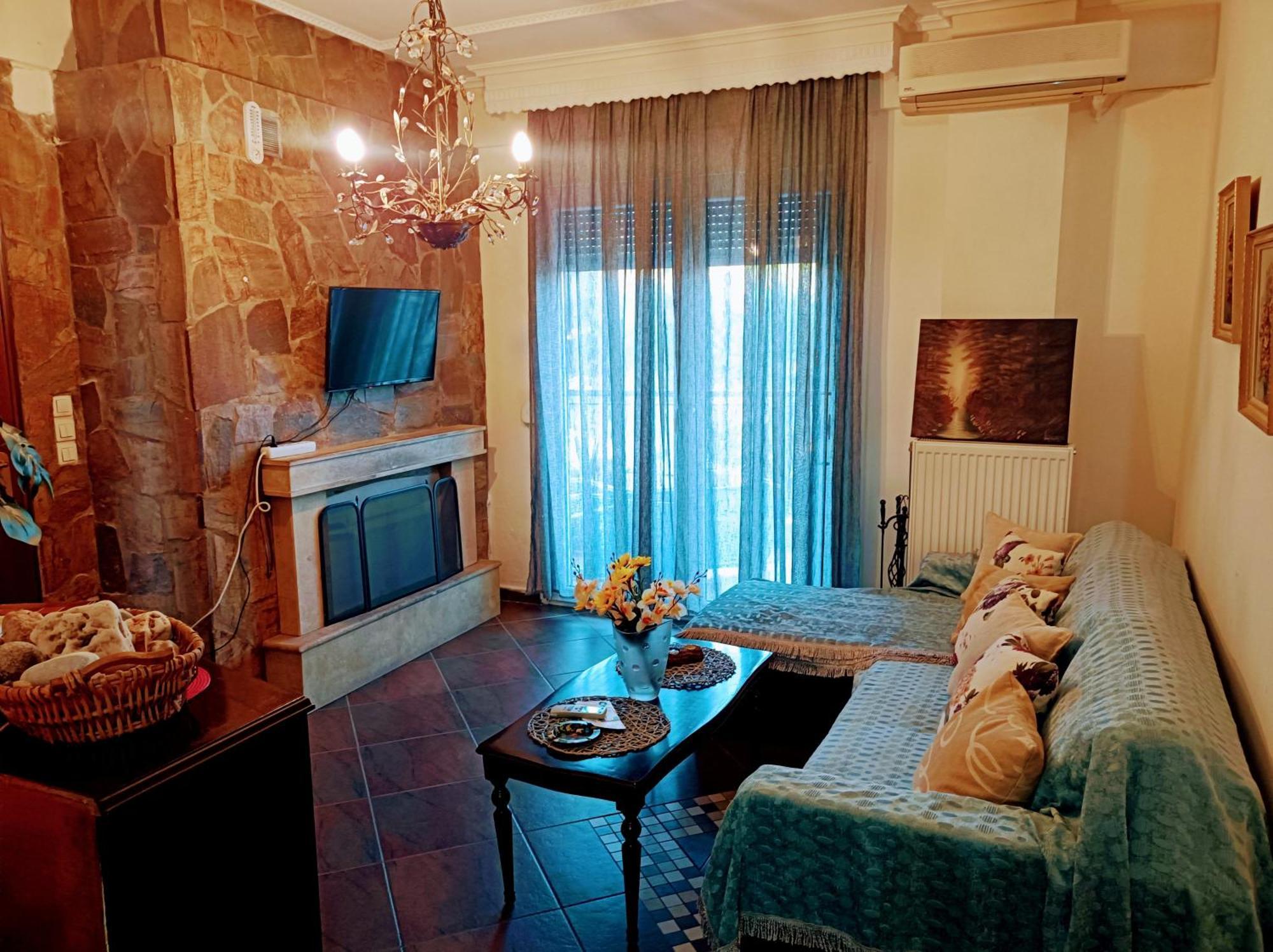 ניאה מיכאניונה Blue Moon Accommodation מראה חיצוני תמונה